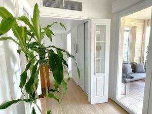 23552184-Ferienwohnung-5-Cannes-300x225-4