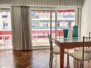 23648016-Ferienwohnung-4-Cannes-300x225-4