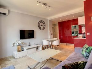 23832060-Ferienwohnung-4-Cannes-300x225-1