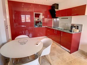 23832060-Ferienwohnung-4-Cannes-300x225-5