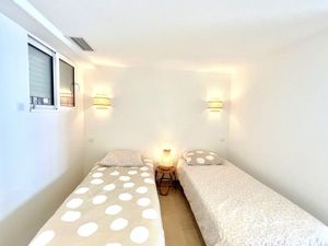 23966405-Ferienwohnung-4-Cannes-300x225-4