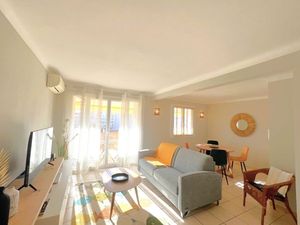 23966408-Ferienwohnung-4-Cannes-300x225-1