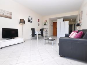 23722132-Ferienwohnung-4-Cannes-300x225-3