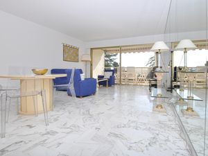 23720007-Ferienwohnung-4-Cannes-300x225-4