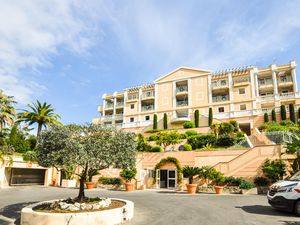 23761291-Ferienwohnung-4-Cannes-300x225-1