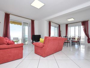 23763869-Ferienwohnung-6-Cannes-300x225-2