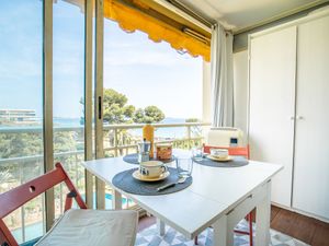 23851268-Ferienwohnung-2-Cannes-300x225-1