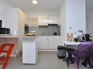 24018378-Ferienwohnung-6-Cannes-300x225-3