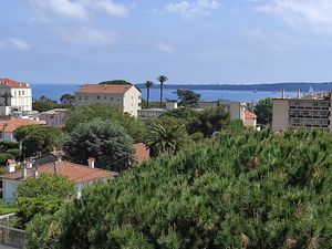 23845766-Ferienwohnung-2-Cannes-300x225-0