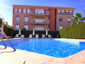 23844000-Ferienwohnung-4-Cannes-300x225-0