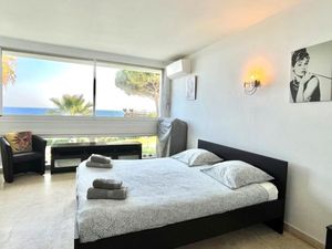 19055032-Ferienwohnung-5-Cannes-300x225-1