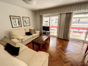 23648016-Ferienwohnung-4-Cannes-300x225-0