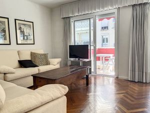 23648016-Ferienwohnung-4-Cannes-300x225-1