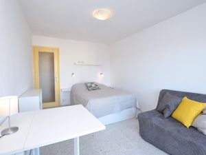 24060449-Ferienwohnung-3-Cannes-300x225-3