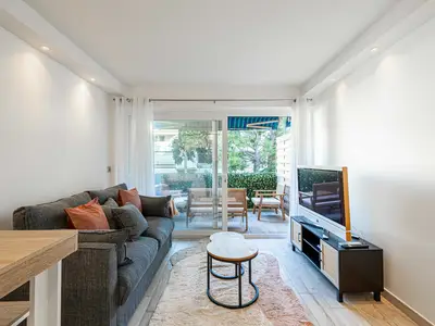 Ferienwohnung für 5 Personen (33 m²) in Cannes 1/10