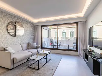 Ferienwohnung für 5 Personen (31 m²) in Cannes 1/10