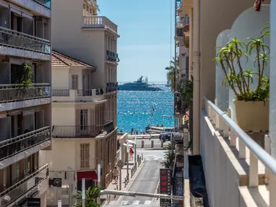 Ferienwohnung für 3 Personen (31 m²) in Cannes 1/10