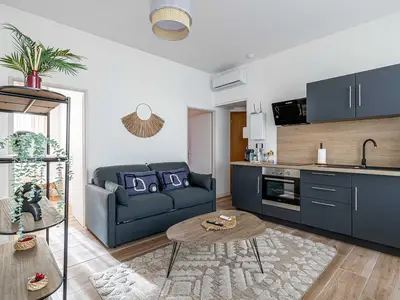 Ferienwohnung für 7 Personen (41 m²) in Cannes 1/9