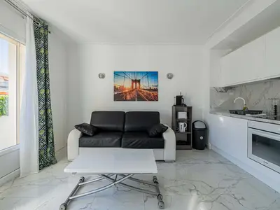 Ferienwohnung für 7 Personen (50 m²) in Cannes 3/10