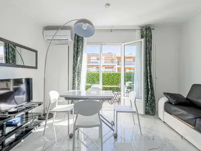 Ferienwohnung für 7 Personen (50 m²) in Cannes 7/10