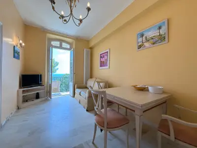 Ferienwohnung für 2 Personen (48 m²) in Cannes 4/10