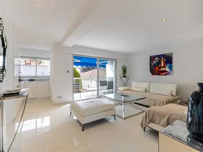 Ferienwohnung für 3 Personen (43 m²) in Cannes 1/10