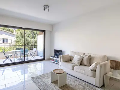Ferienwohnung für 3 Personen (45 m²) in Cannes 2/10