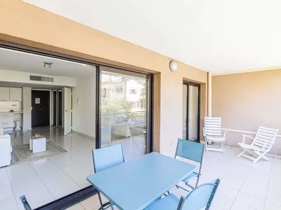 Ferienwohnung für 3 Personen (45 m²) in Cannes 8/10
