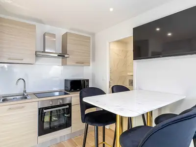Ferienwohnung für 5 Personen (17 m²) in Cannes 3/8