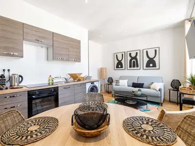 Ferienwohnung für 3 Personen (38 m²) in Cannes 1/10