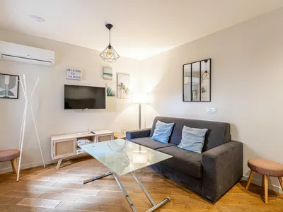Ferienwohnung für 5 Personen (31 m²) in Cannes 1/9