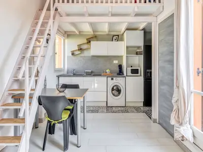 DiningRoom