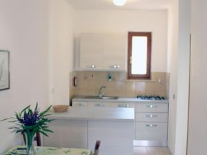 19025830-Ferienwohnung-4-Capoliveri-300x225-4