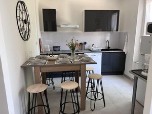 23916834-Ferienwohnung-4-Carcassonne-300x225-3