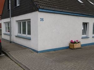 23939440-Ferienwohnung-2-Carolinensiel-300x225-1