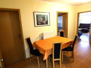 23466006-Ferienwohnung-6-Carolinensiel-300x225-5