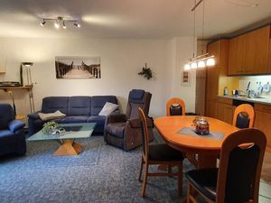 23466098-Ferienwohnung-4-Carolinensiel-300x225-2