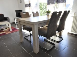 23989127-Ferienwohnung-3-Carolinensiel-300x225-2