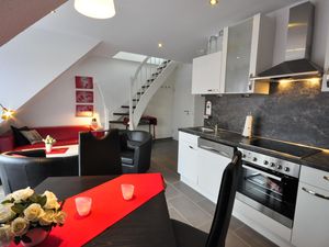 23989152-Ferienwohnung-4-Carolinensiel-300x225-2