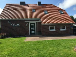 23989173-Ferienwohnung-4-Carolinensiel-300x225-0