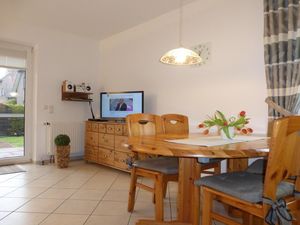 23989211-Ferienwohnung-4-Carolinensiel-300x225-4