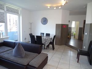 23938322-Ferienwohnung-7-Carolinensiel-300x225-3