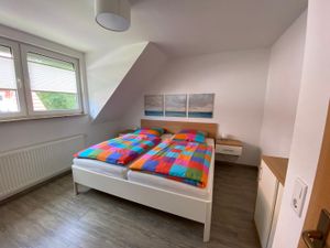 23989092-Ferienwohnung-4-Carolinensiel-300x225-5