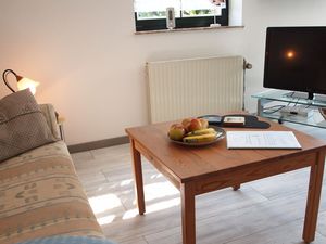 24038041-Ferienwohnung-2-Carolinensiel-300x225-1