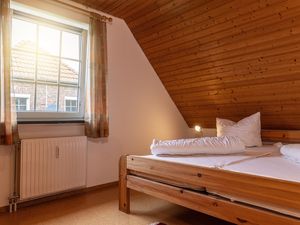 23938417-Ferienwohnung-5-Carolinensiel-300x225-4