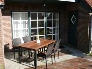 23938272-Ferienwohnung-4-Carolinensiel-300x225-1