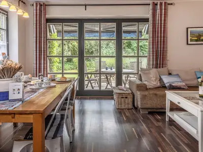 Ferienwohnung für 5 Personen (60 m²) in Carolinensiel 1/10