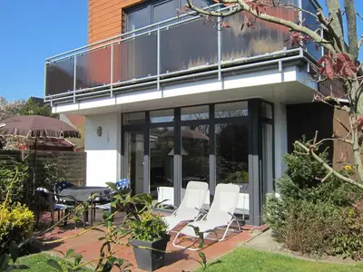 Ferienwohnung für 2 Personen (45 m²) in Carolinensiel 1/10