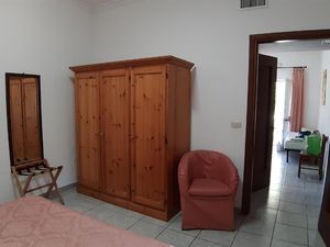 23473013-Ferienwohnung-7-Carovigno-300x225-5