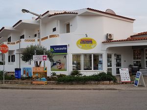 23082767-Ferienwohnung-3-Carvoeiro-300x225-2